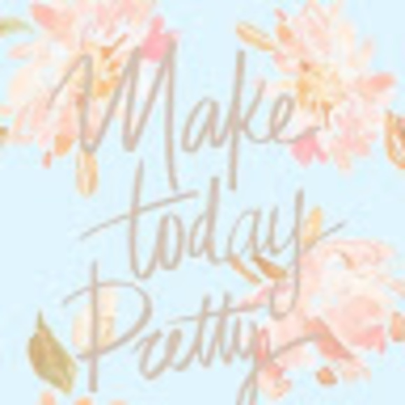 Meet your Posher, Alesia - Picture 1 of 1